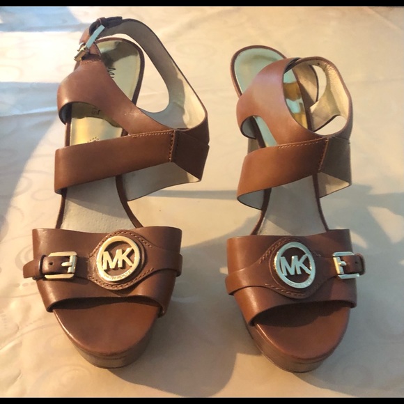 Michael Kors Shoes - Michael Kors 5” high heals
